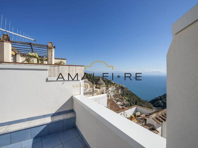 Appartamento in vendita a Vietri sul Mare SA