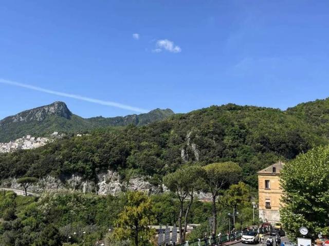 Appartamento in vendita a Vietri sul Mare SA