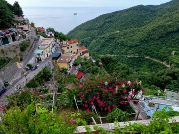 Appartamento in vendita a Vietri sul Mare SA