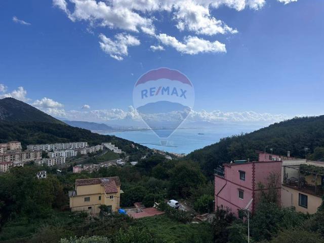 Appartamento in vendita a Vietri sul Mare SA