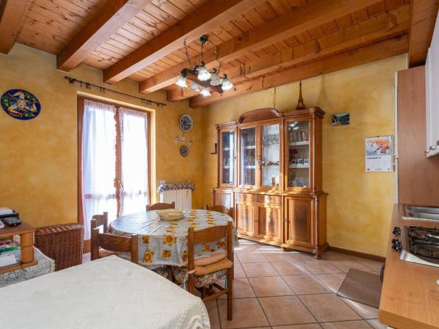 Appartamento in vendita a Villa d'Ogna BG