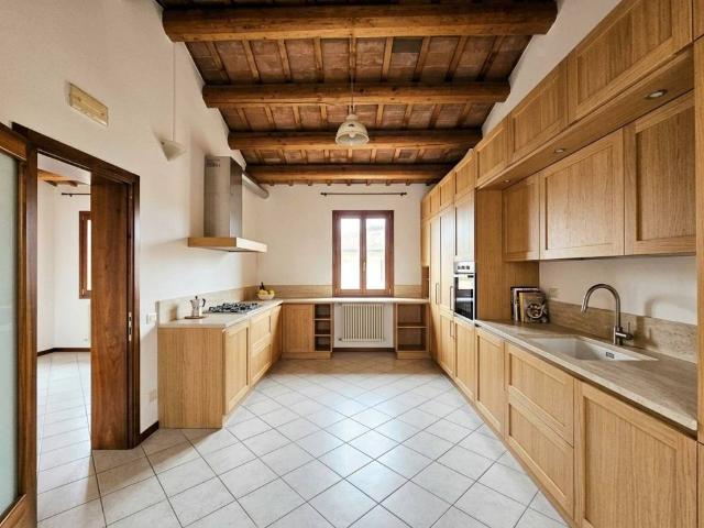 Appartamento in vendita a Villa Estense PD