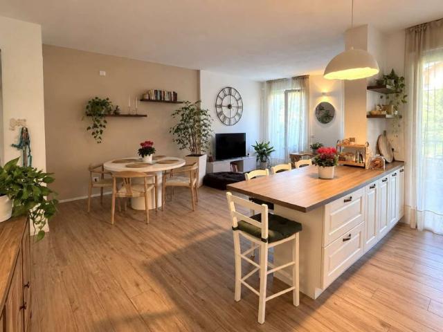 Appartamento in vendita a Villa Guardia CO