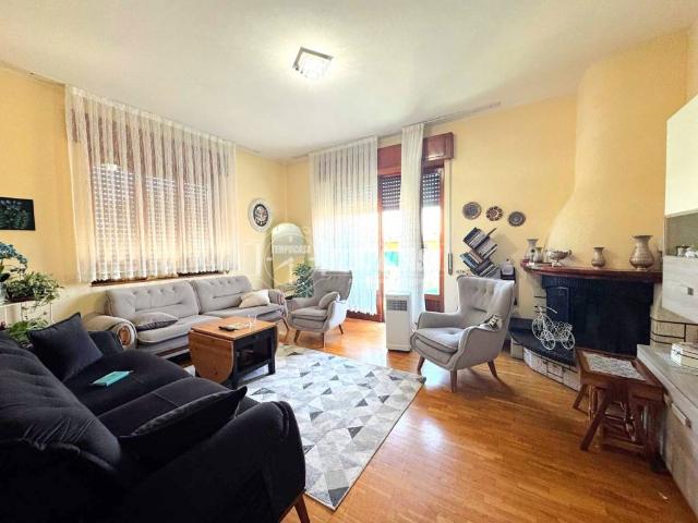 Appartamento in vendita a Villa Guardia CO