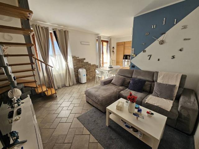Appartamento in vendita a Villa Guardia CO