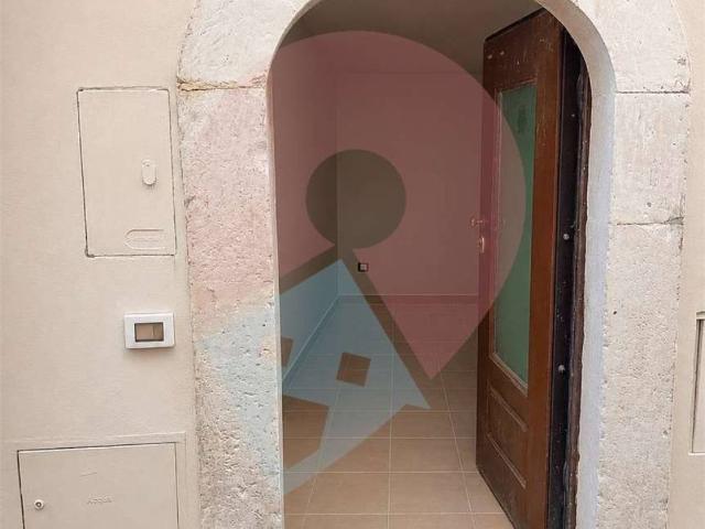 Appartamento in vendita a Villa Santa Lucia degli Abruzzi AQ