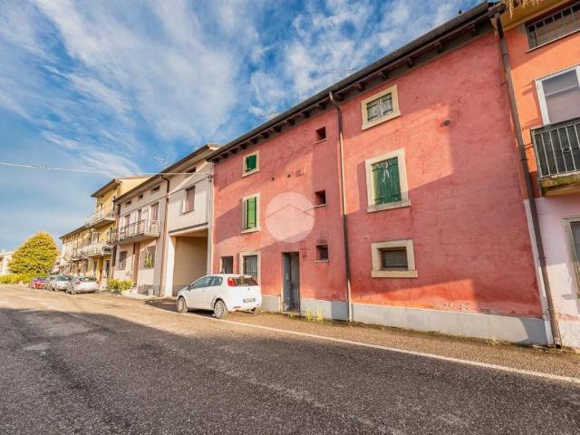 Appartamento in vendita a Villafranca di Verona VR