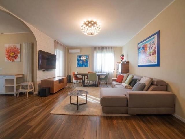 Appartamento in vendita a Villafranca di Verona VR