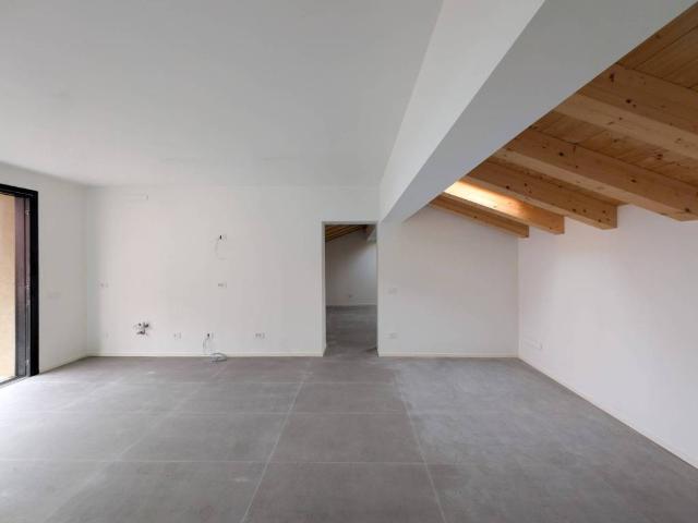 Appartamento in vendita a Villafranca di Verona VR