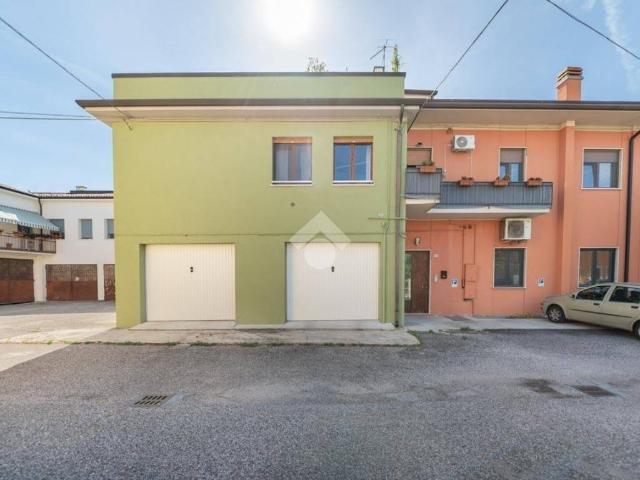 Appartamento in vendita a Villafranca di Verona VR