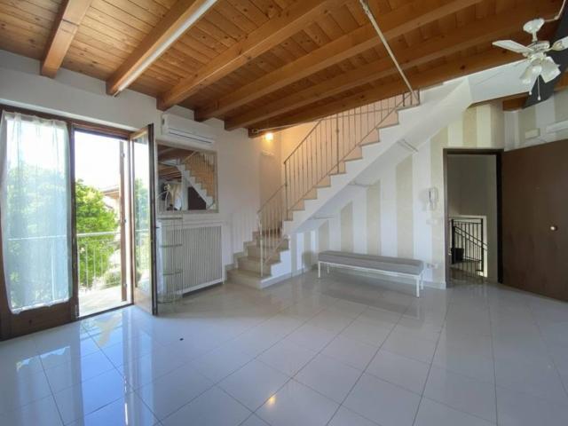 Appartamento in vendita a Villafranca di Verona VR