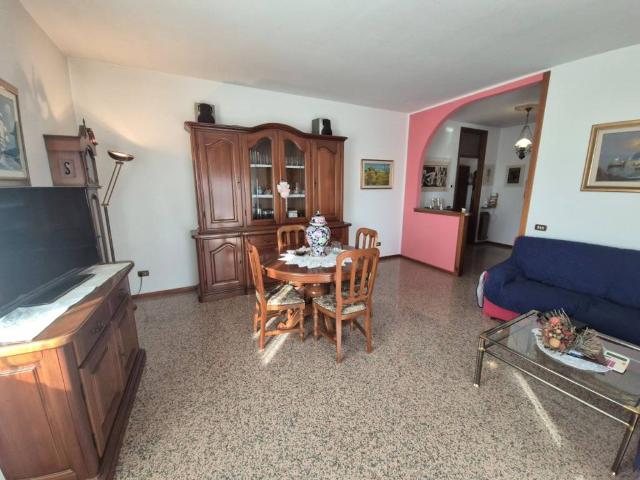 Appartamento in vendita a Villafranca di Verona VR