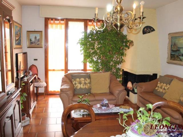 Appartamento in vendita a Villafranca in Lunigiana MS