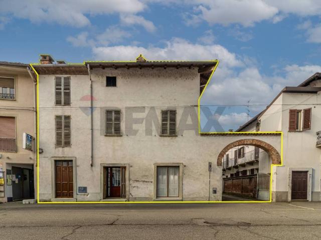 Casa indipendente in vendita a Villanova Monferrato AL