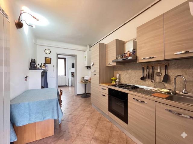 Appartamento in vendita a Villasanta MB