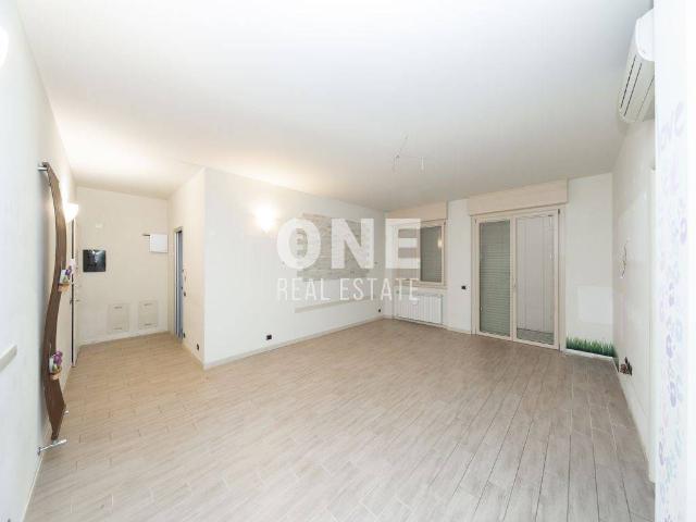 Appartamento in vendita a Villasanta MB
