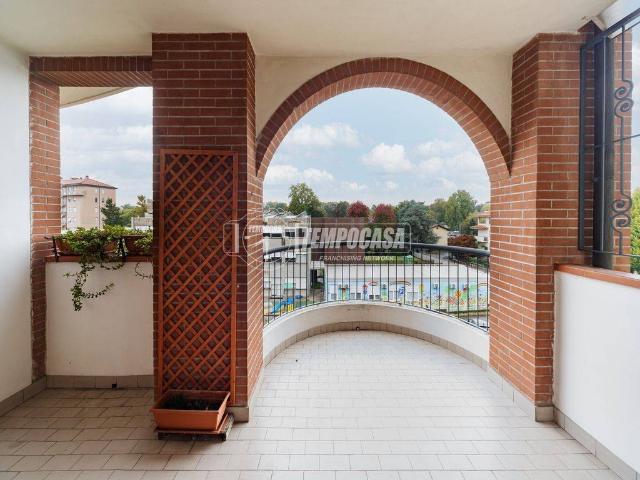 Appartamento in vendita a Villasanta MB