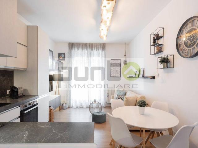 Appartamento in vendita a Villasanta MB