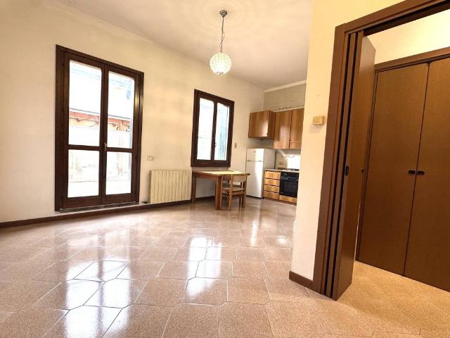 Appartamento in vendita a Villasanta MB