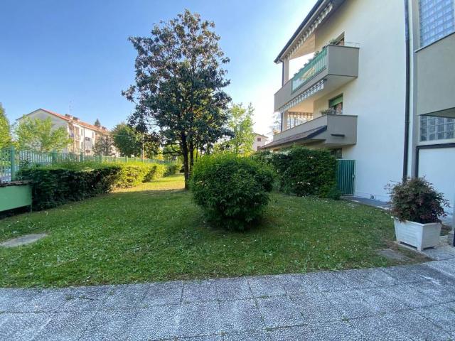 Appartamento in vendita a Villasanta MB