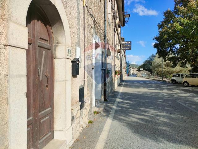 Appartamento in vendita a Villetta Barrea