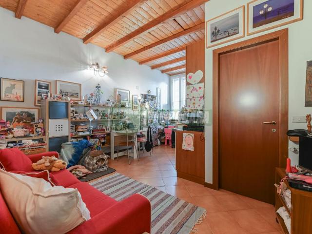 Appartamento in vendita a Vimercate