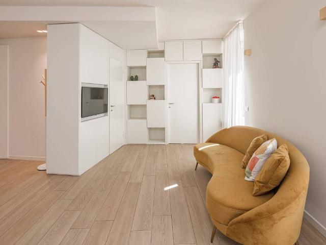 Appartamento in vendita a Vimercate MB