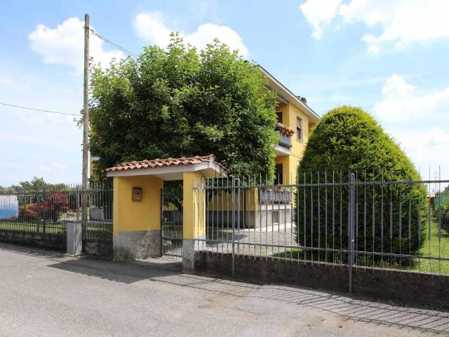 Appartamento in vendita a Vimercate MB