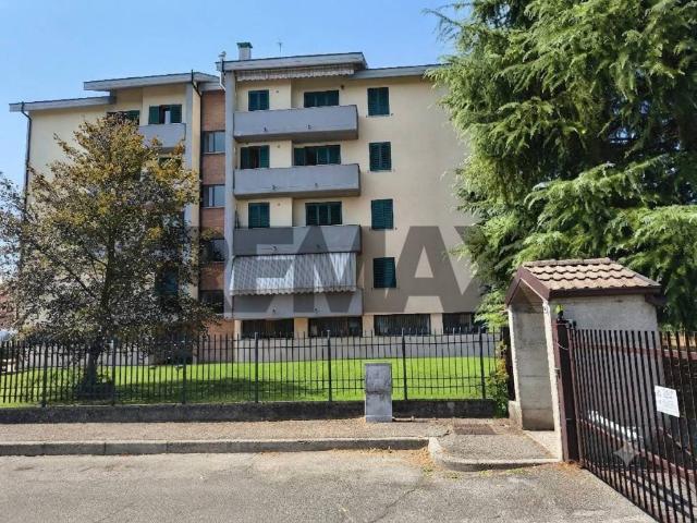 Appartamento in vendita a Vimercate MB