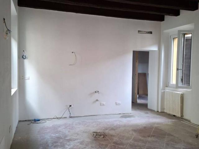 Appartamento in vendita a Vimercate MB