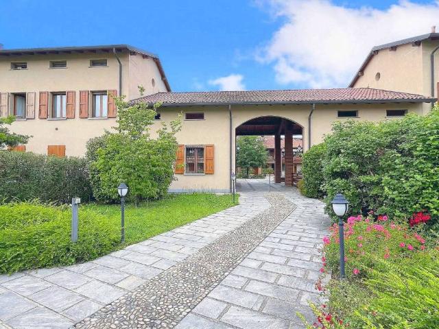 Appartamento in vendita a Vimercate MB