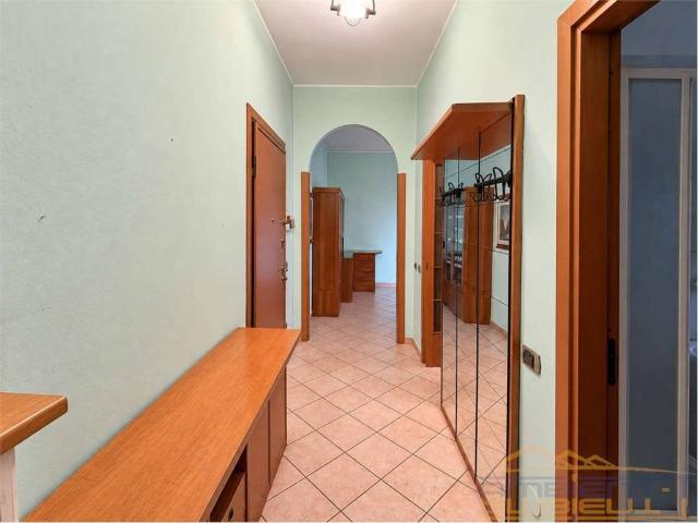 Appartamento in vendita a Vimercate MB