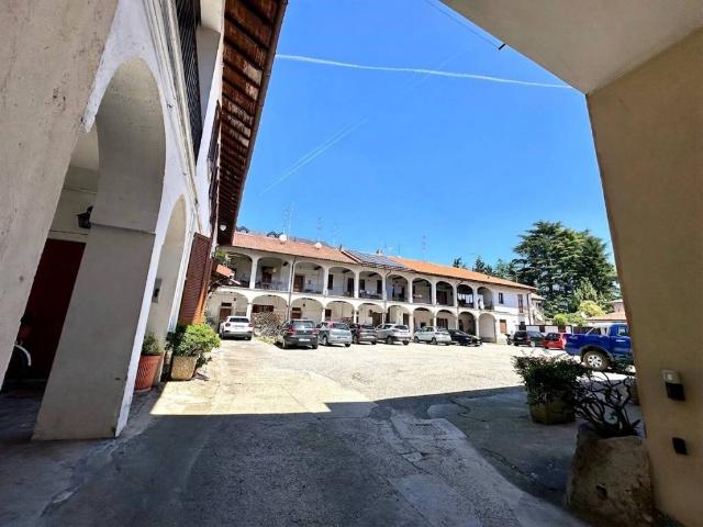 Appartamento in vendita a Vimercate MB