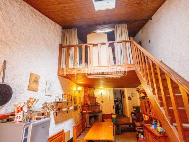 Casa indipendente in vendita a Viterbo VT