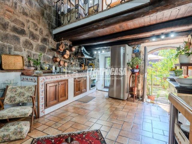 Appartamento in vendita a Viterbo VT
