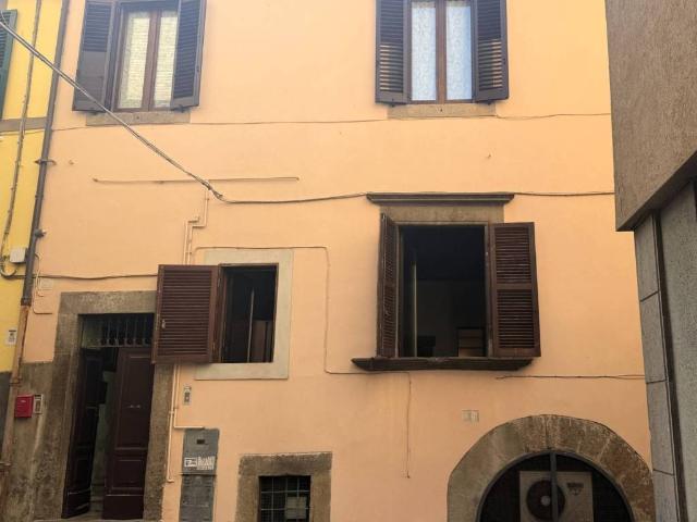 Appartamento in vendita a Viterbo VT