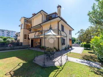 Appartamento in vendita a Viterbo VT