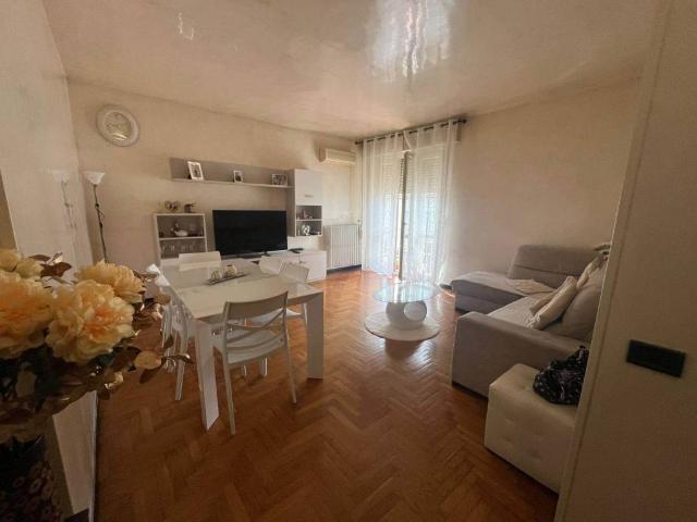Appartamento in vendita a Voghera PV