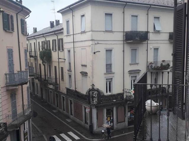 Appartamento in vendita a Voghera PV