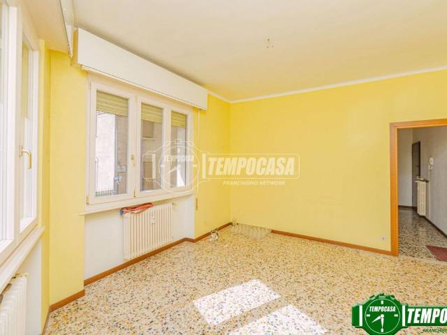 Appartamento in vendita a Voghera PV