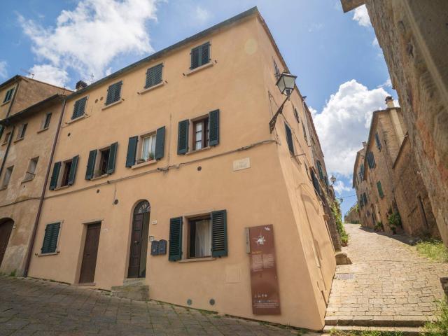 Appartamento in vendita a Volterra 116m² Volterra