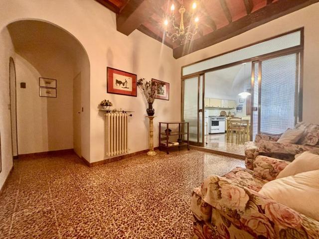 Appartamento in vendita a Volterra