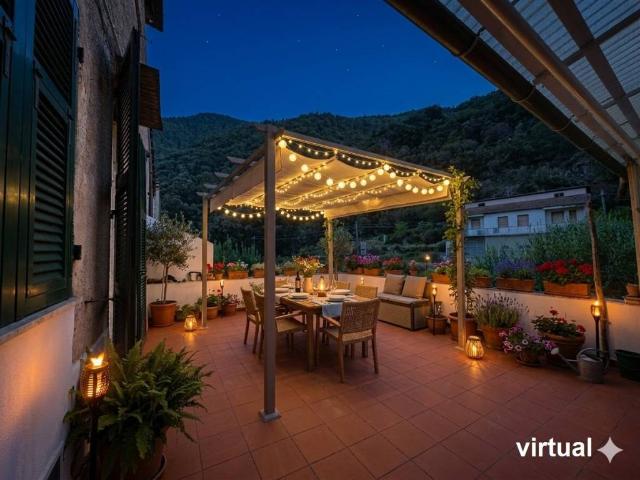 Appartamento in vendita a Zuccarello SV