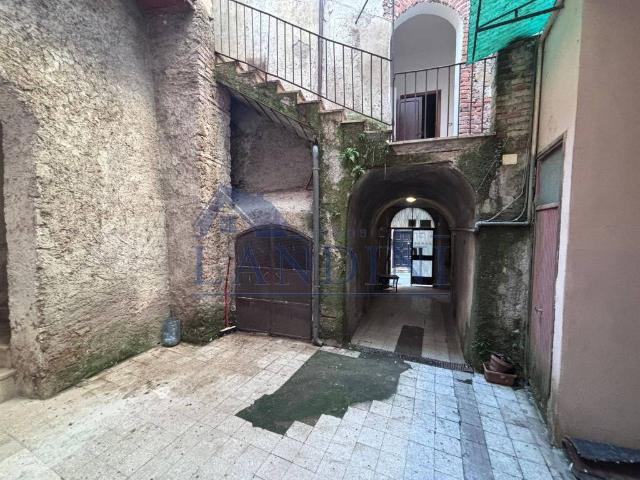Appartamento in vendita a Zagarolo RM