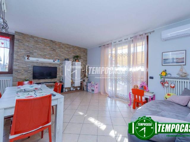 Appartamento in vendita a Zeccone PV