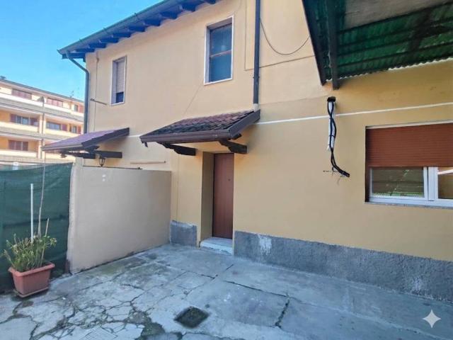 Appartamento in vendita a Zelo Buon Persico LO