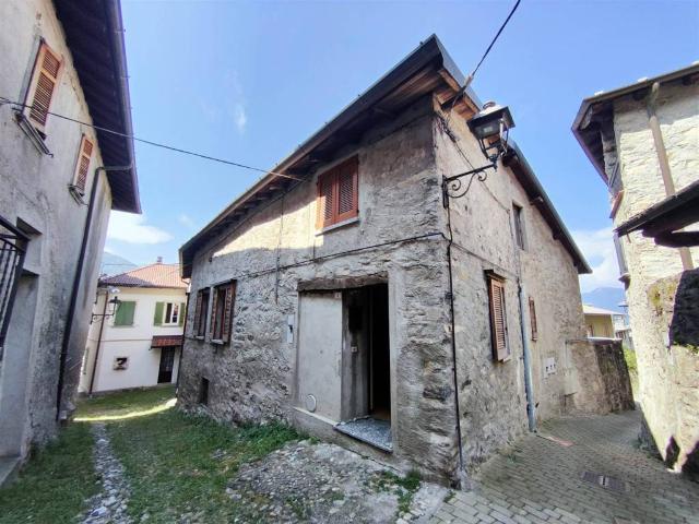 Appartamento in vendita a Zelbio CO