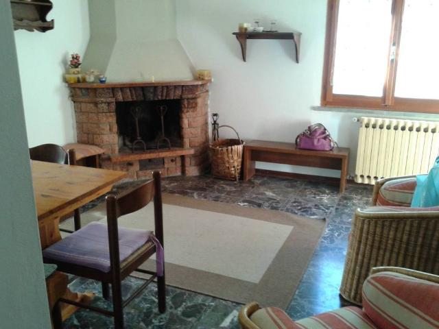 Appartamento in vendita a Zeri MS