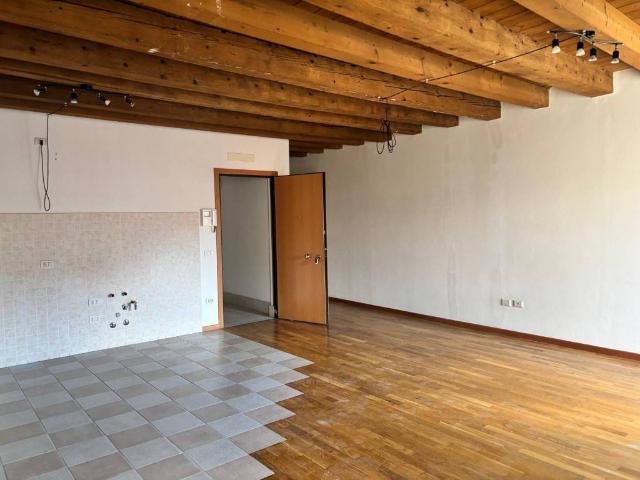 Appartamento in vendita a Zevio VR