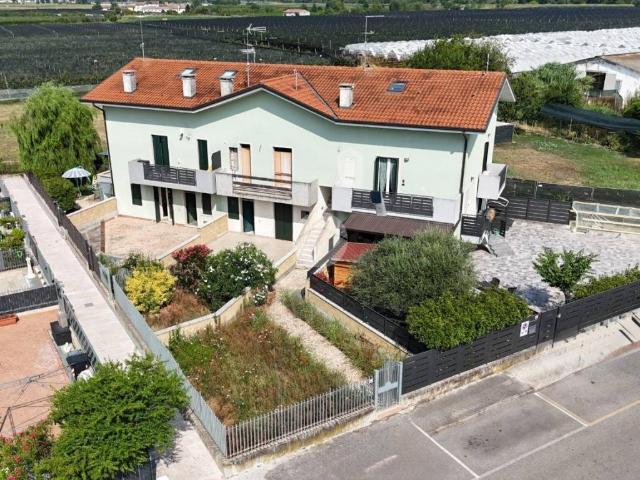 Appartamento in vendita a Zevio VR